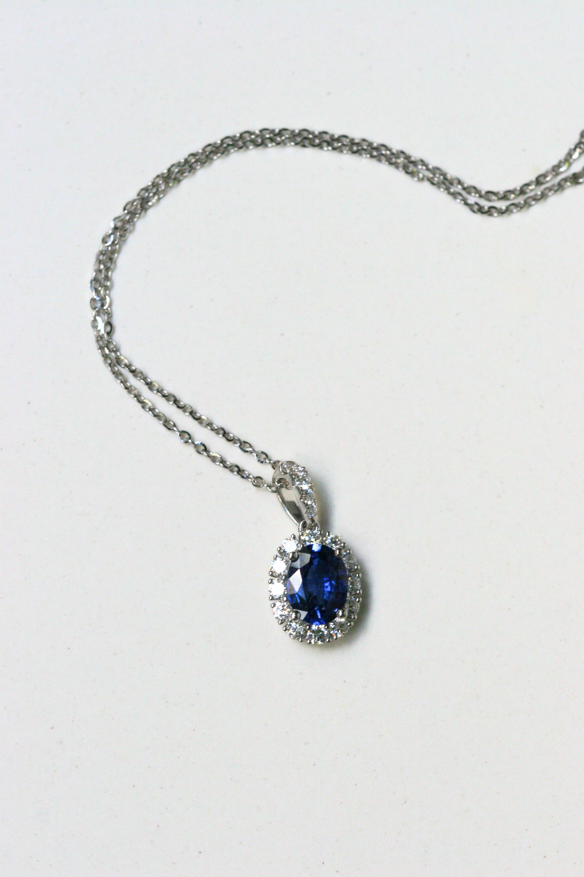 "Naomi" Necklace