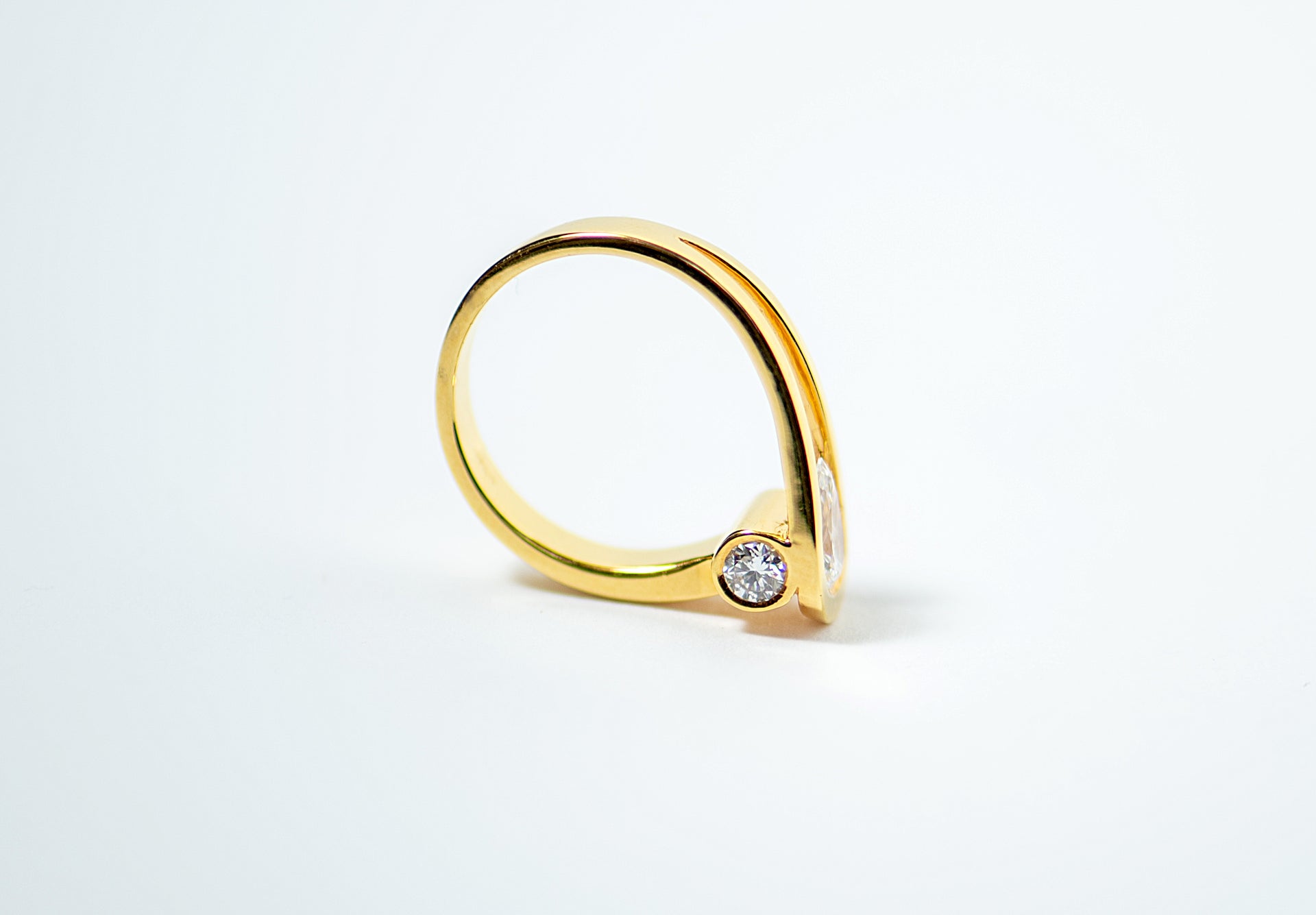 "Zarina" Ring