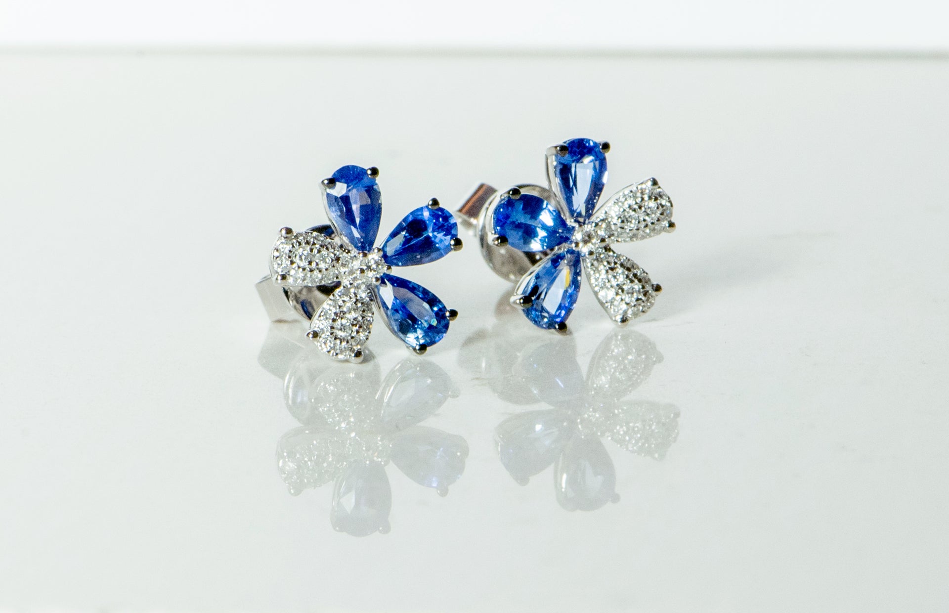 "Iris" Sapphire Flower Stud Earrings