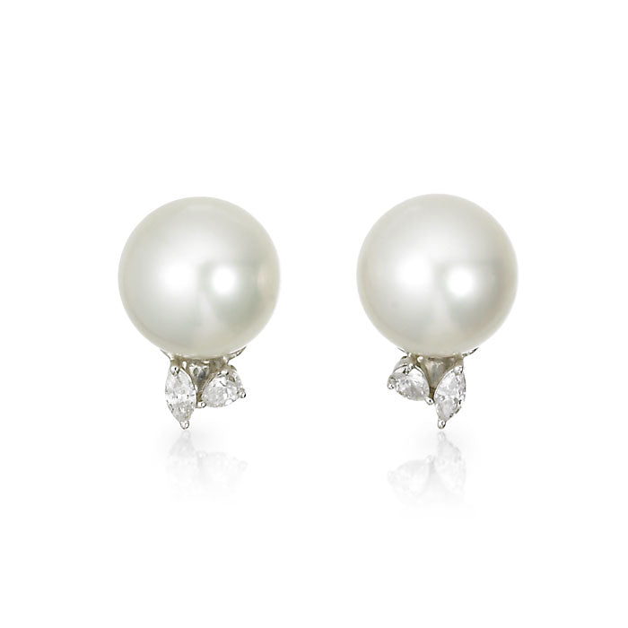 "Lilia" Pearl Earrings